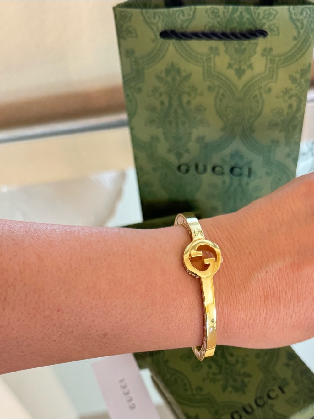 Gucci Gold Interlocking G Slim Bangle Bracelet